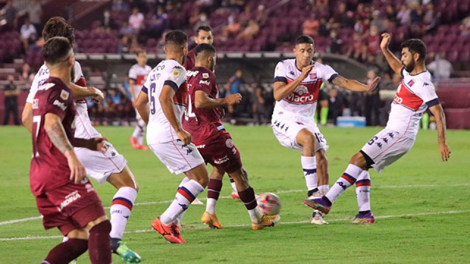 Lanús y Tigre no pudieron pasar del empate, por la Copa Liga Profesional.