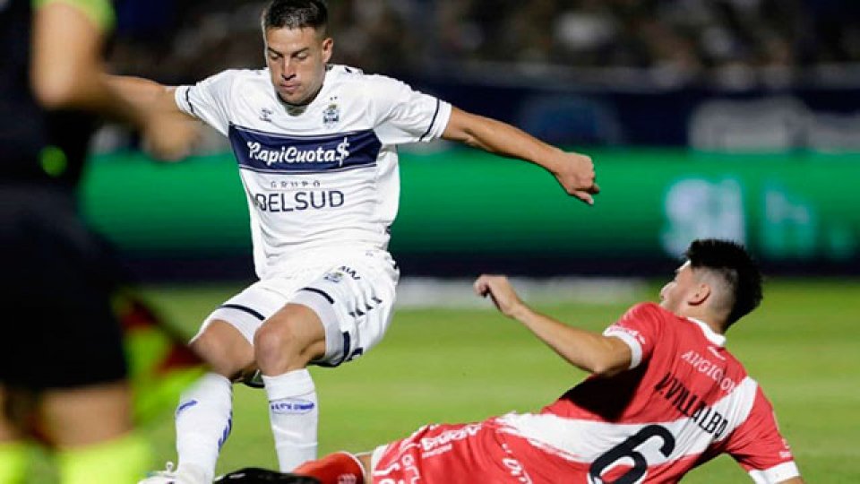 Gimnasia y Argentinos empataron en un entretenido partido en La Plata.