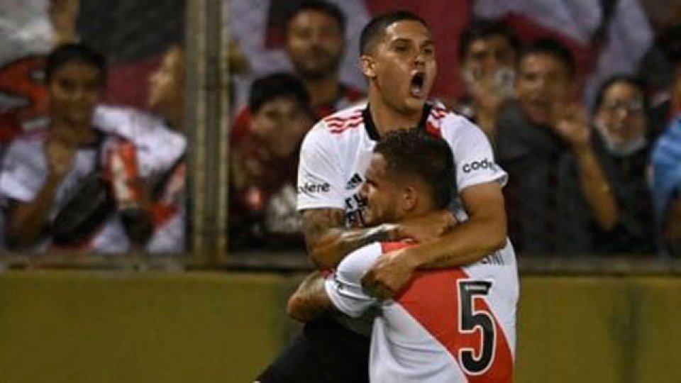 River goleó 5-0 a Laferrere.