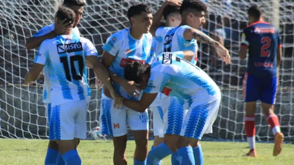 Belgrano le ganó el clásico al DEcano. (Foto: Minuto a Minuto)