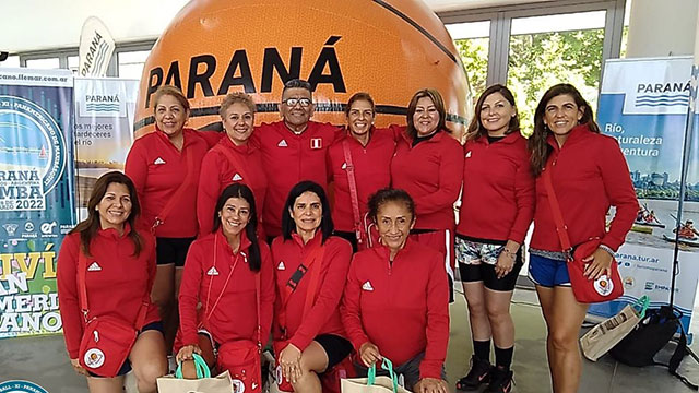 El Torneo Panamericano de Maxi Básquet ya se disputa en Paraná.