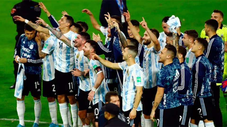 La Selección Argentina se despidió con una goleada ante Venezuela.