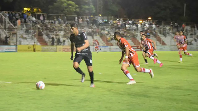 El Rojiblanco fue derrotado por Sportivo Belgrano.