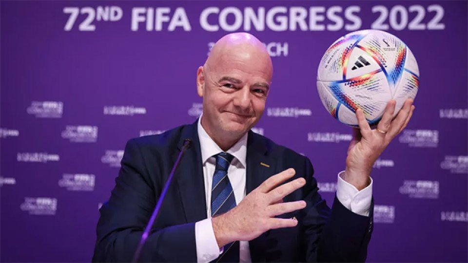 Infantino está preocupado por el tiempo que se pierde en los partidos.