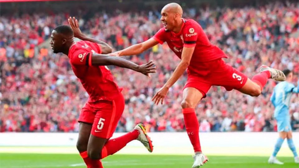 Liverpool venció 3-2 al City de Guardiola y está en la final.
