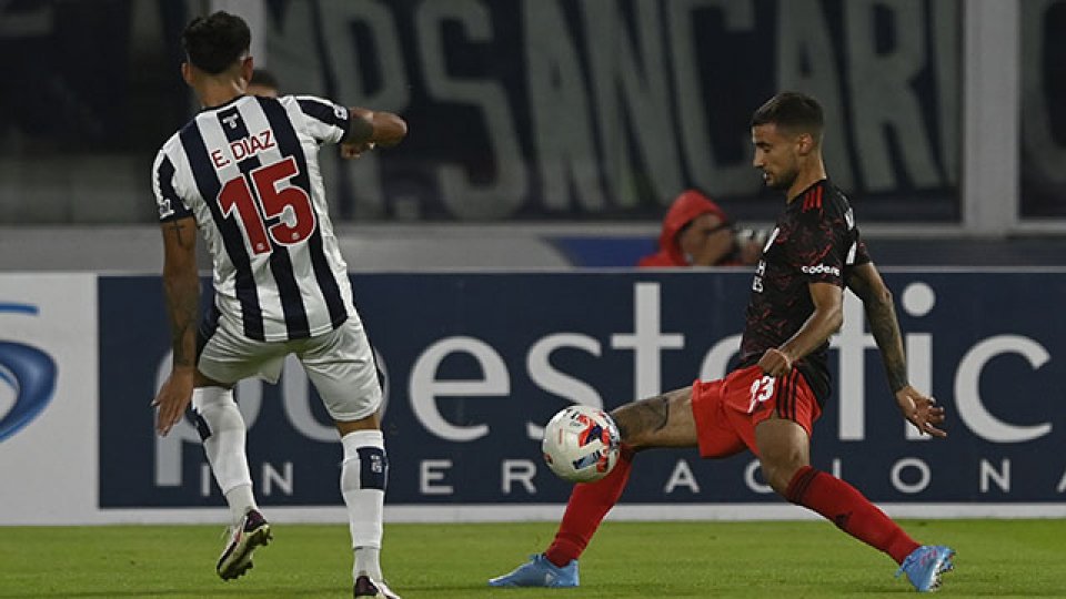 Talleres dio el golpe y le ganó en Córdoba a River 1-0 por la Copa de la Liga.