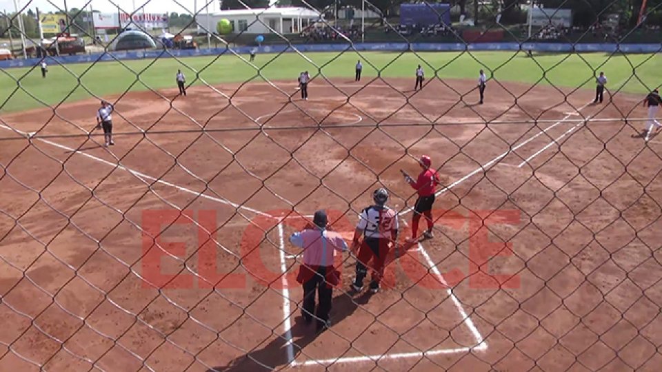 Se lleva a cabo el Panamericano de Sóftbol.