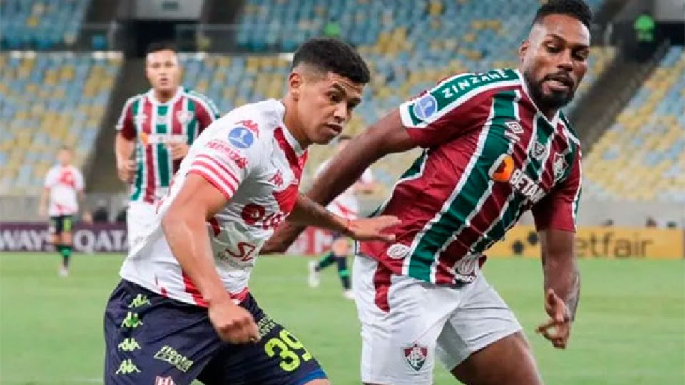 Unión logró un buen punto en el Maracaná ante Fluminense.