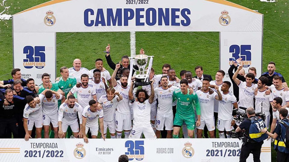 Real Madrid goleó y es campeón de España.