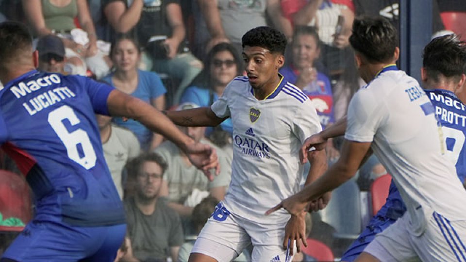 Boca le ganó 2-0 a Tigre, que avanzó a cuartos por la derrota de Huracán.