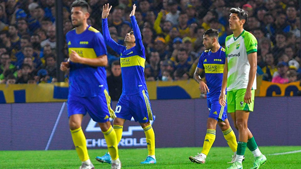 Boca, a paso firme: venció a Defensa y Justicia y es semifinalista.