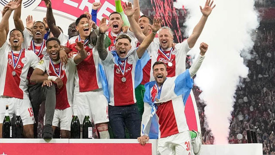 El Ajax de Tagliafico y Martínez, otra vez campeón en Países Bajos.