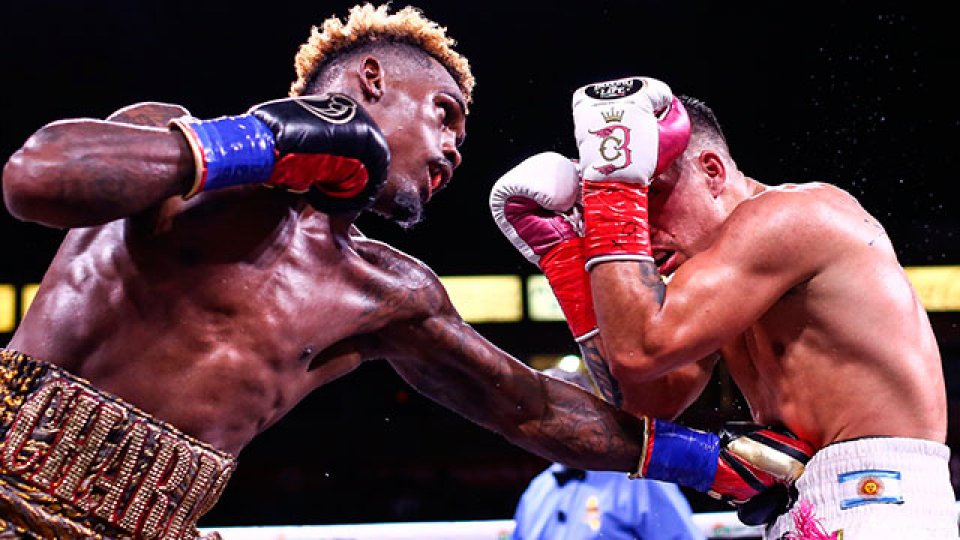 "Me confié, pero entró justo la mano, me pescó". (Foto: @ShowtimeBoxing)