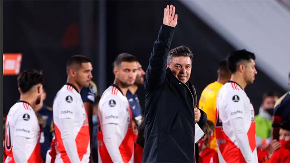 El DT de River se refirió al futuro del goleador Millonario.
