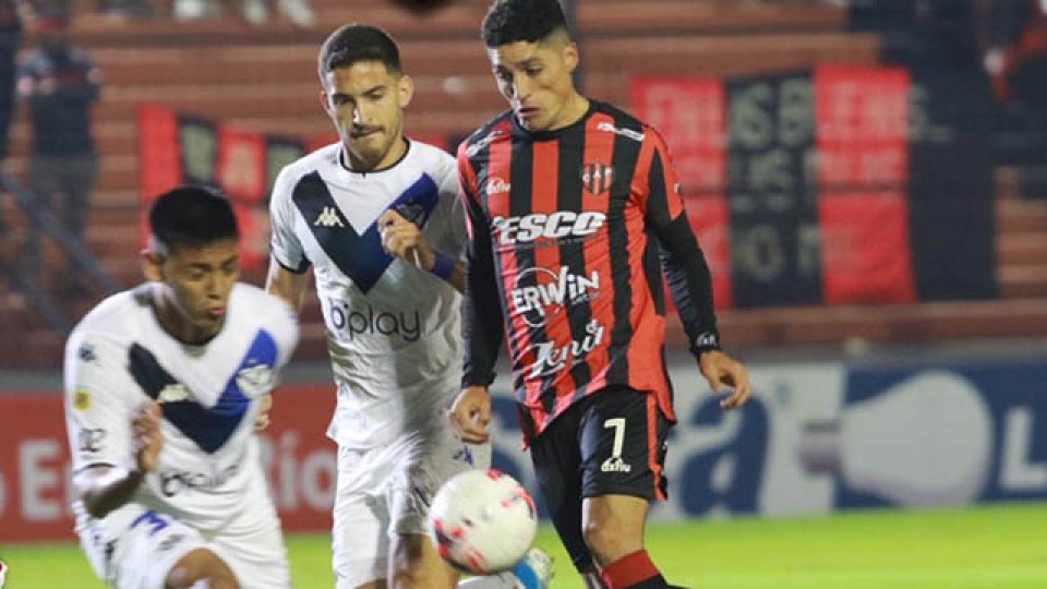 Patronato igualó 1-1 en el Grella ante Vélez.
