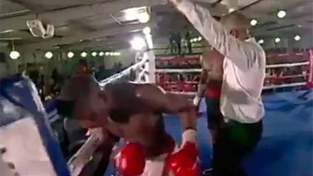 Murió el boxeador que se hizo viral por arrojar golpes al aire.