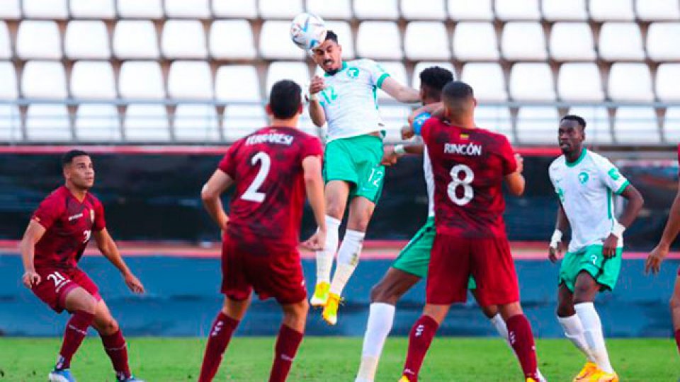 l primer rival de Argentina en el Mundial, perdió con la Venezuela de Pekerman.