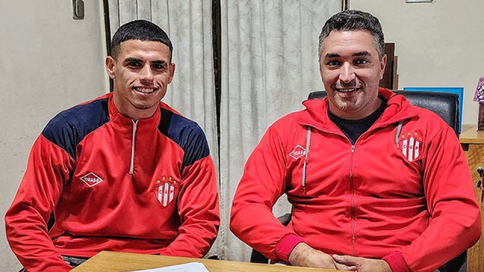 El ex-Patronato, Román Comas, es el nuevo refuerzo de Paraná.