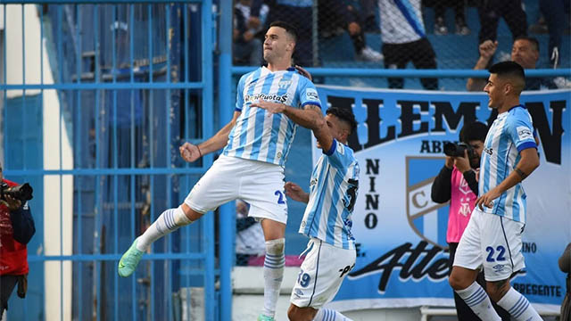Atlético Tucumán lo dio vuelta y superó a Lanús.