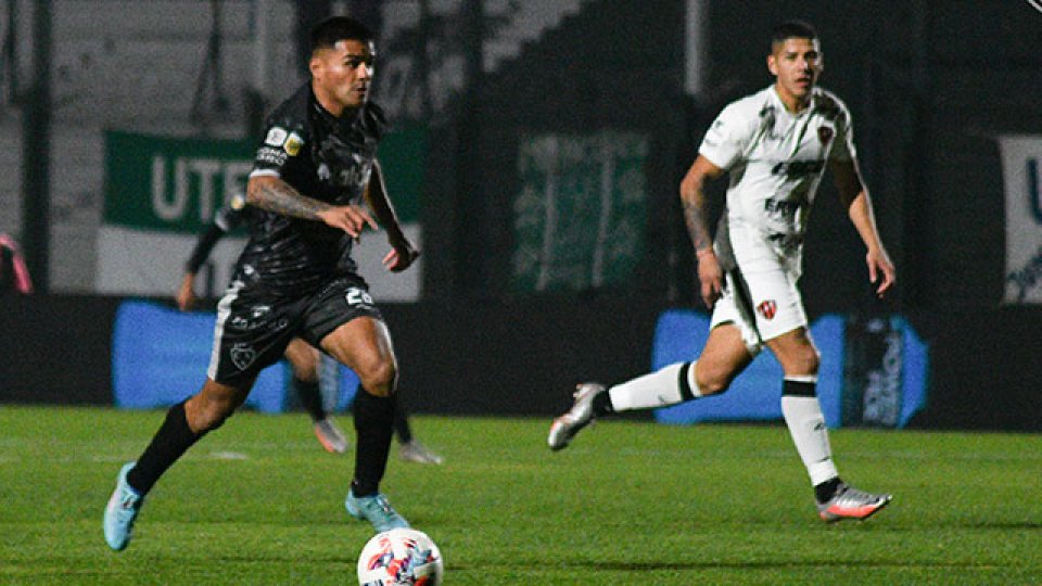 Patronato sufrió una dura derrota ante Sarmiento en Junín. (@CASarmientoOf)