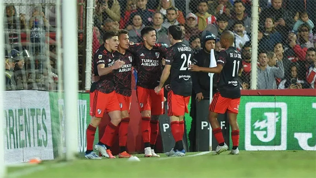 El Millonario cayó por 1 a 0 ante Vélez en Liniers.