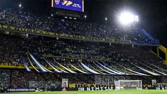 Boca fue multado por Conmebol por actos racistas ante Corinthians.