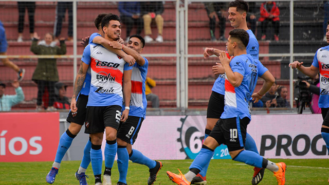 Patronato se hizo fuerte de local: los goles de la victoria ante Independiente