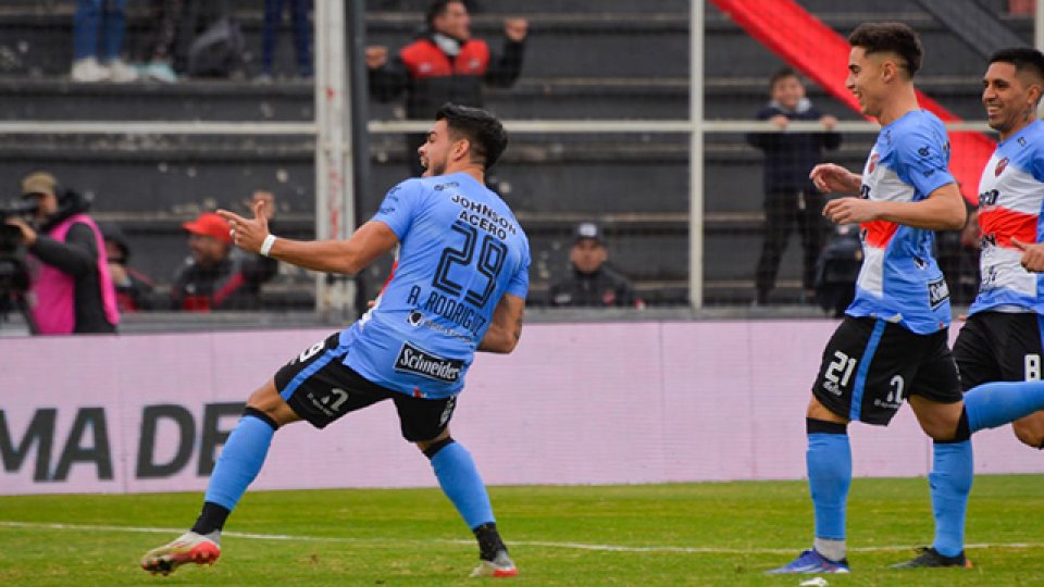 Patronato le ganó a Independiente por la Liga Profesional.