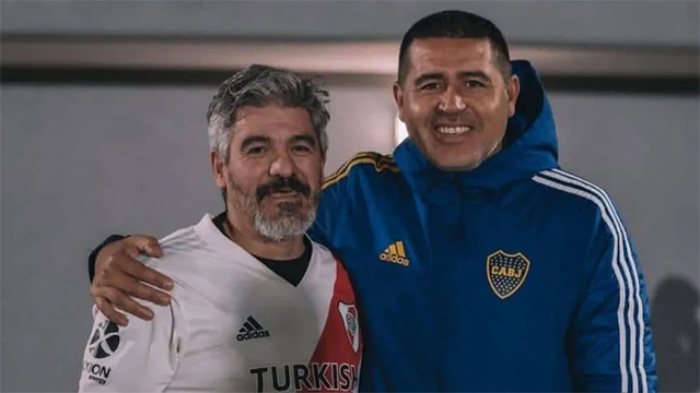 Encuentro emotivo entre Riquelme y Ortega en el fútbol Senior de Boca y River