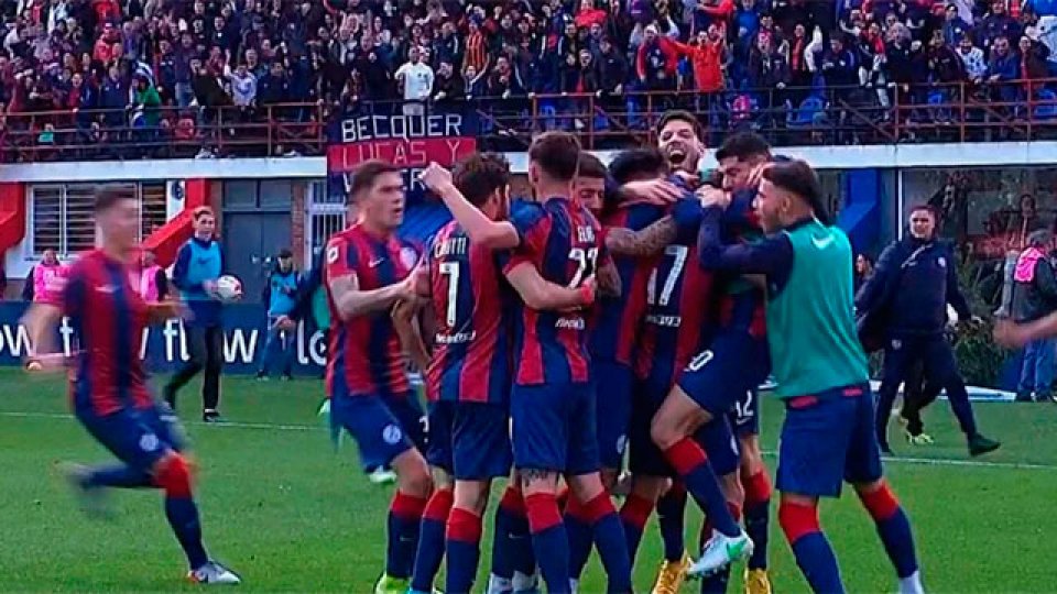 San Lorenzo lo dio vuelta y le ganó 2-1 a Boca.