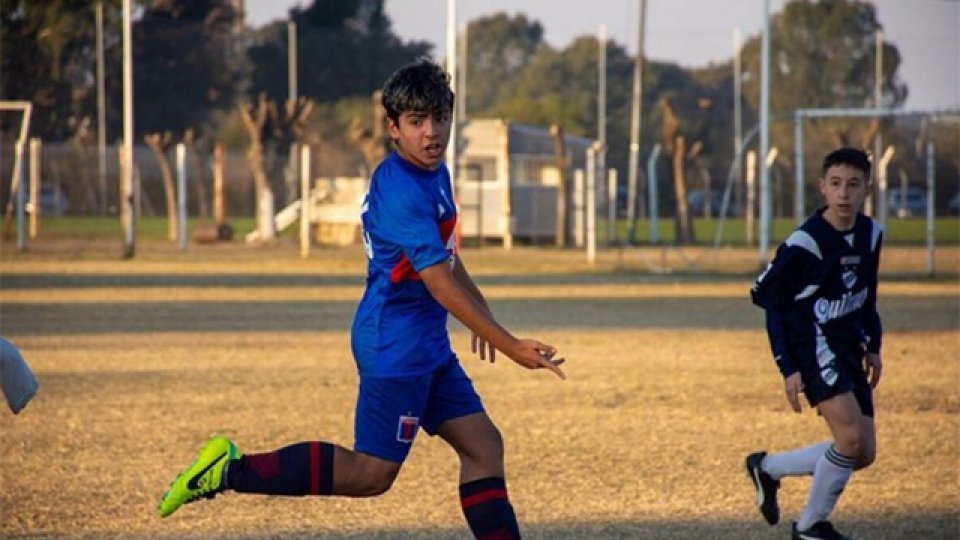 El golazo de Benjamín Agüero en las Inferiores de Tigre.