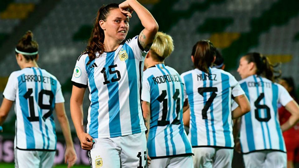 Copa América Femenina: Argentina se recuperó con una goleada ante Perú.