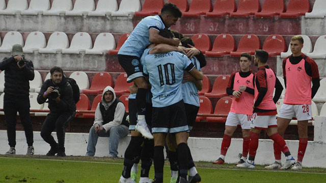 Belgrano eliminó a Estudiantes y avanzó a los octavos de final.