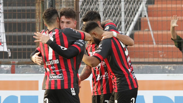 Patronato se hizo fuerte como local y derrotó 1-0 a Tigre.