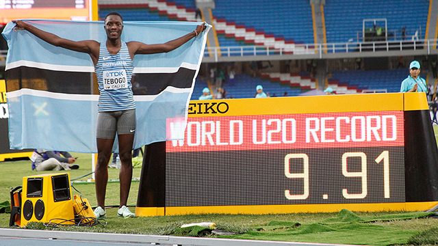 Letsile Tebogo impuso récord mundial en los 100 metros.