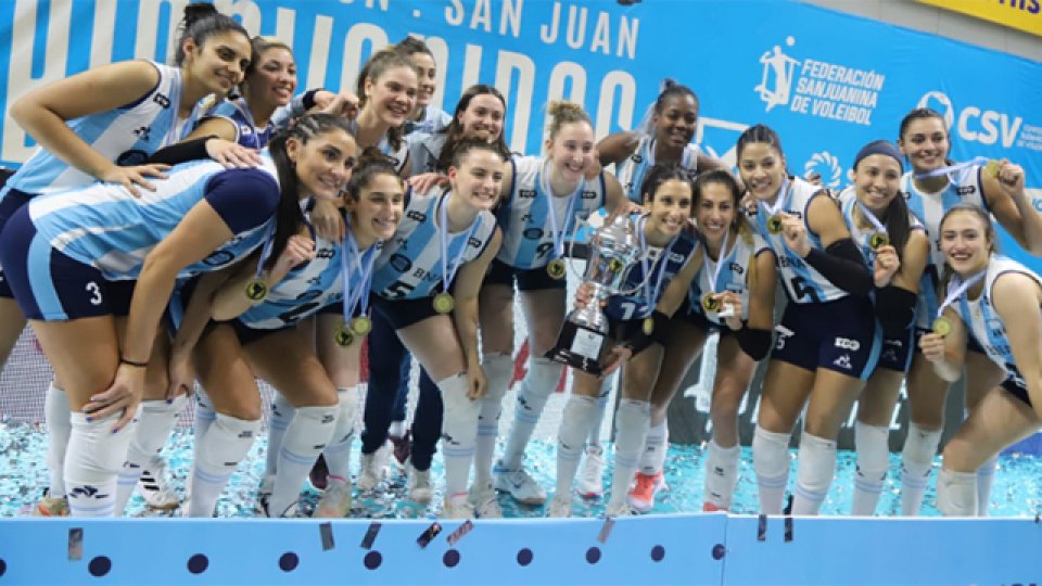Las Panteras se consagraron campeonas del clasificatorio de vóleibol.