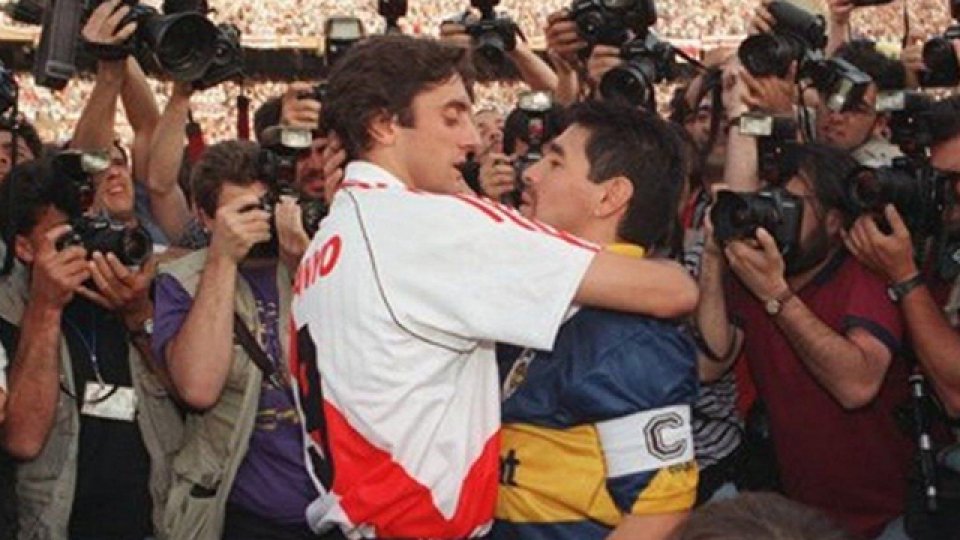 Durante años Francescoli y Maradona protagonizaron duelos atractivos.