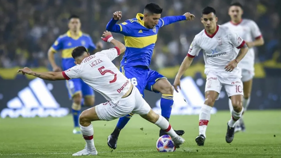 Boca no pudo ante el Globo en la Bombonera.