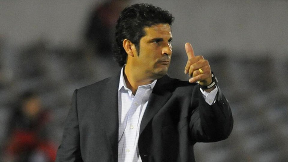 Colón negocia la llegada de Marcelo Saralegui como director técnico.