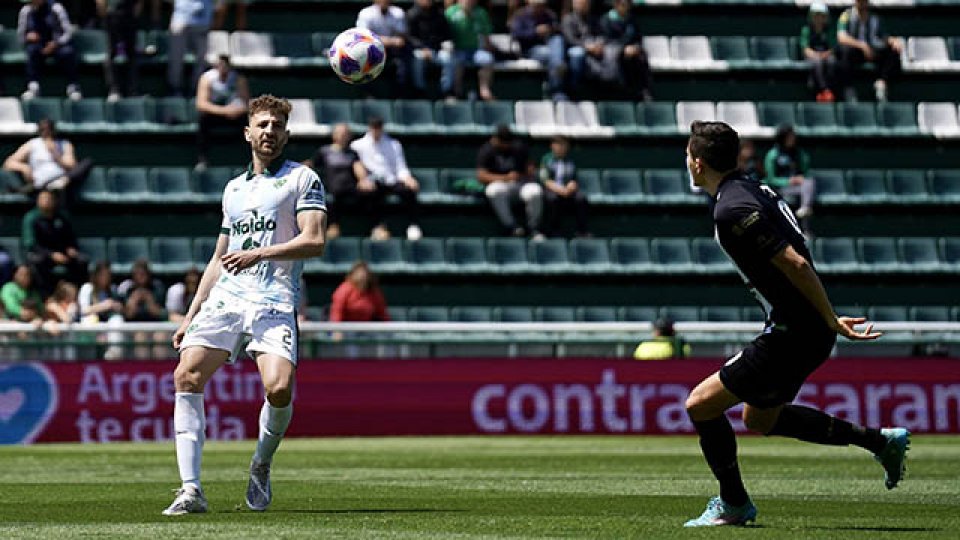 Banfield y Sarmiento se despidieron de la LPF con un tedioso empate.