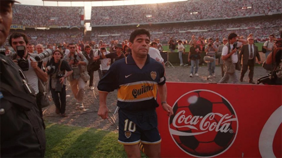 A 25 años del último partido oficial de Maradona.
