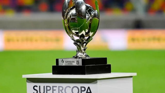 AFA dejó en suspenso la definición de la Supercopa.