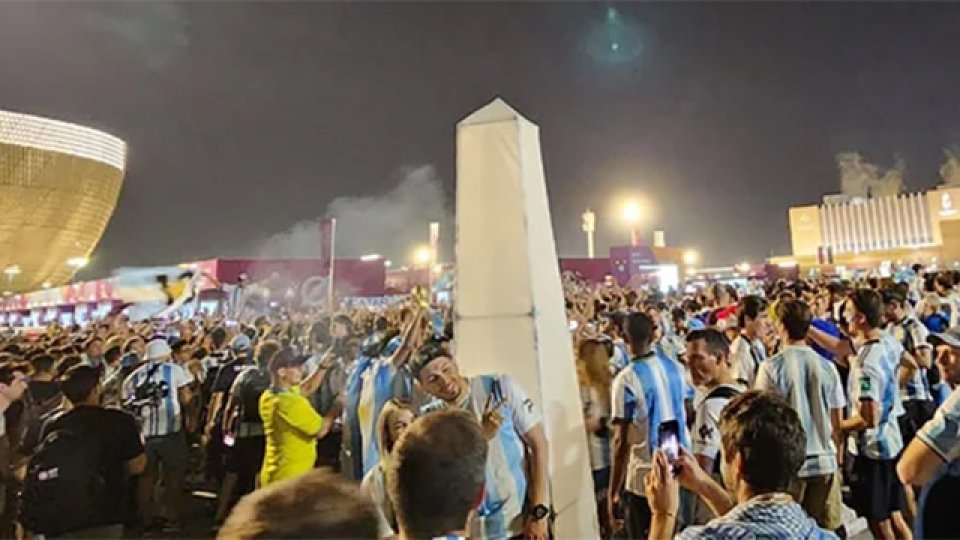 Los hinchas acompañaron a la Selección argentina en el estadio Lusail.