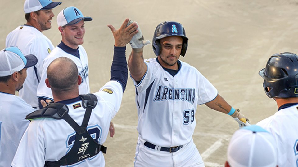 Argentina logró una remontada para vencer a Nueva Zelanda 11-5.