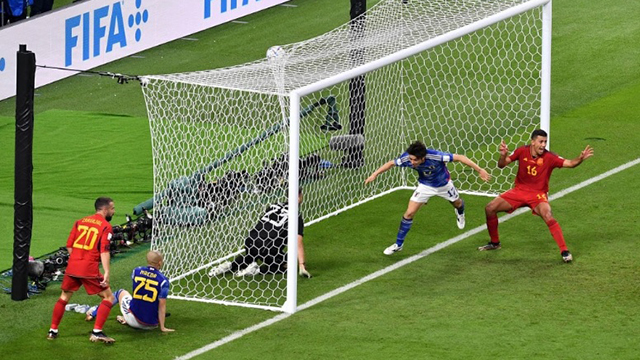 Video: el gol de la polémica que clasificó a Japón