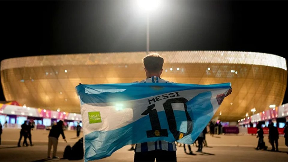 Los hinchas argentinos hicieron una gran previa en el estadio Lusail.