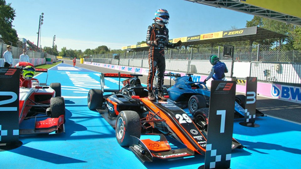 El argentino Franco Colapinto correrá en un histórico equipo de la Fórmula 1.