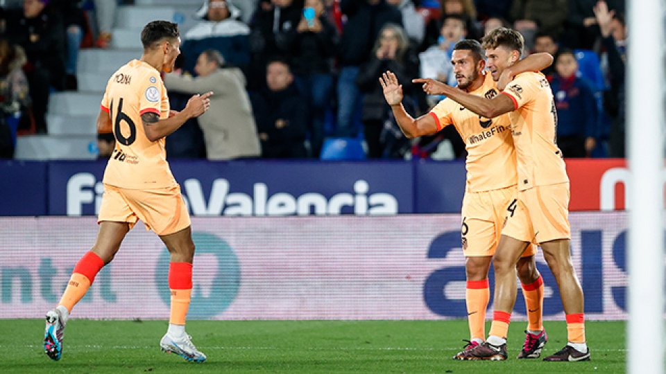 El Atlético Madrid de los argentinos venció al Levante por Copa del Rey.