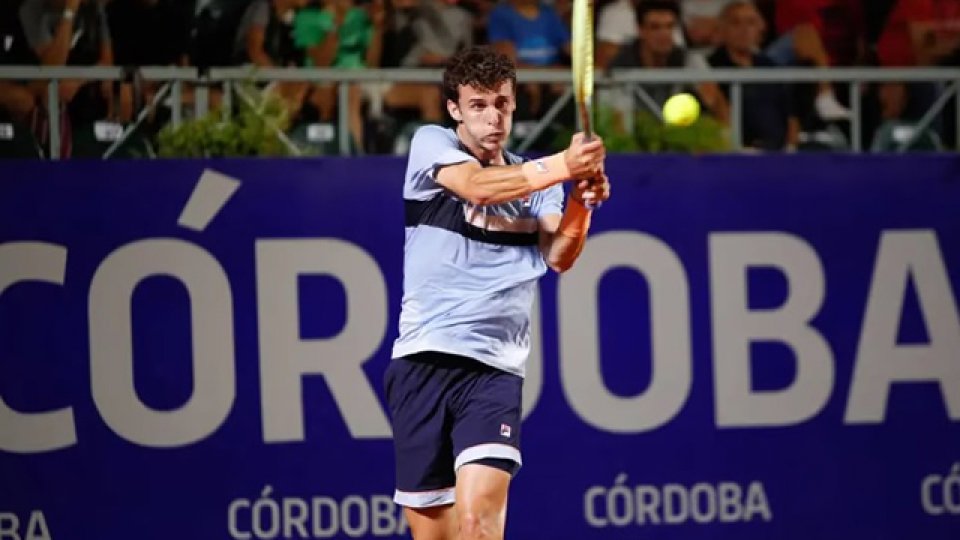 Juan Cerúndolo arrancó con el pie derecho en el ATP de Córdoba.