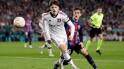 España busca arrebatarle una joven estrella del fútbol a Argentina